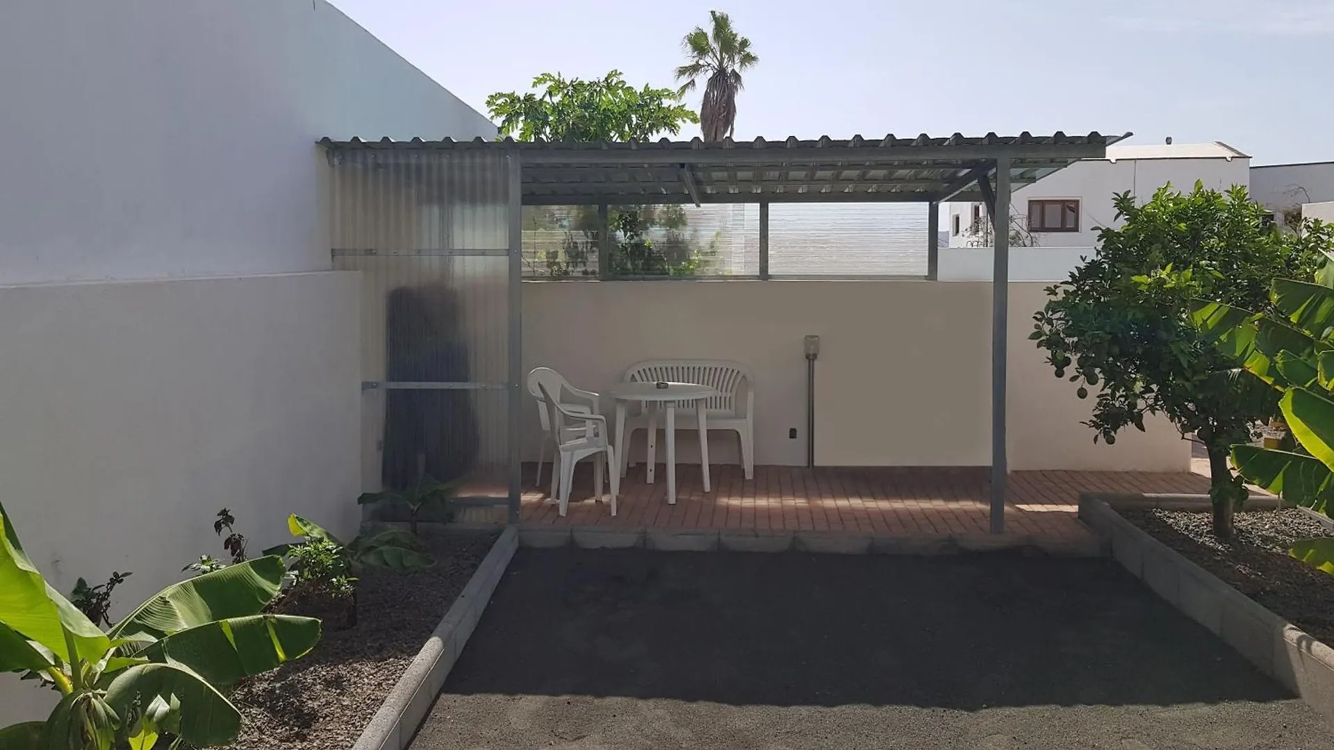 Casa Roja 3 Tias - Quiet Resort, Central, Parking 0*,  Spain