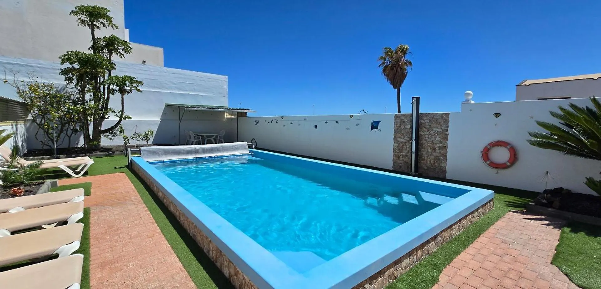 Casa Roja 3 Tias - Quiet Resort, Central, Parking Apartment